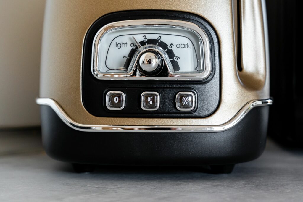 black and brown vintage toaster