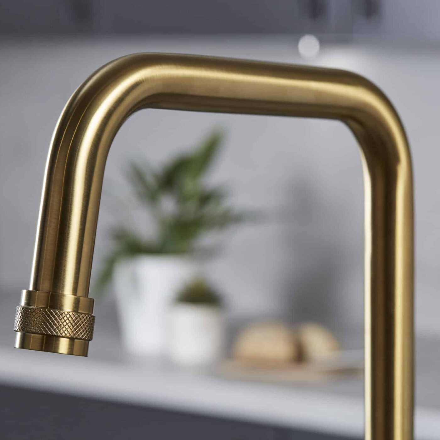 Artesano 3-in-1 D Shape Boiling Water Tap - Brushed Brass - Image 5