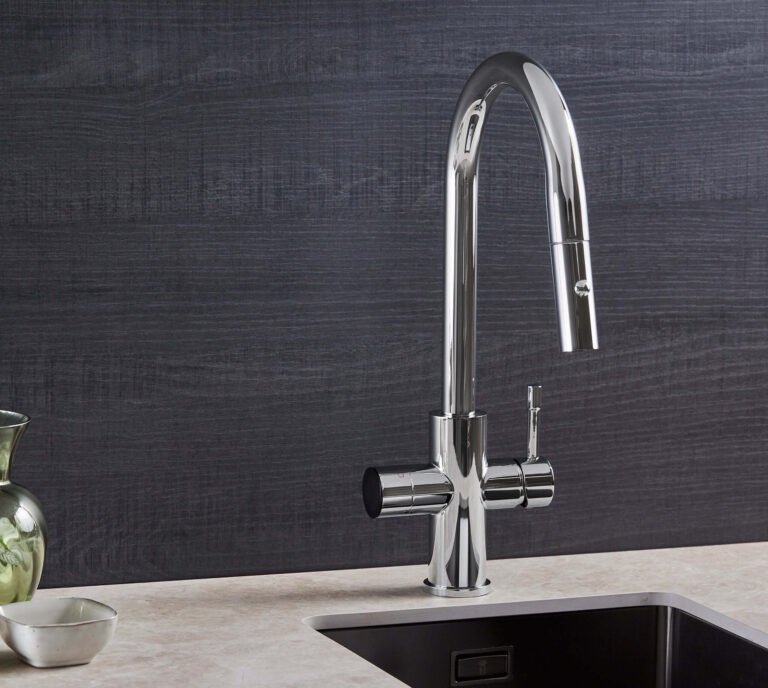 A 5-in-1 boiling water tap with pull out hose in chrome
